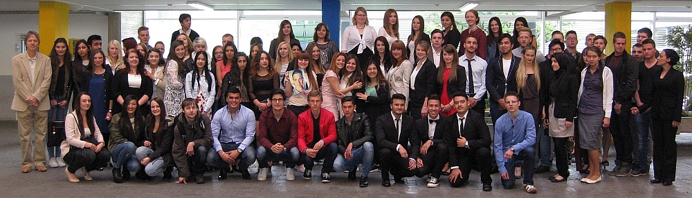 Absolventen Hoehere Handelsschule 2015 2